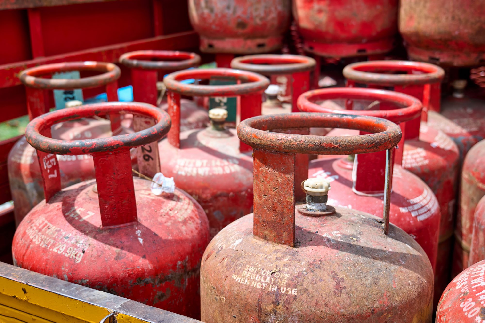 Gas Cylinders Need Removal? Professional UK Recycling & Disposal Services